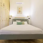Apartament Lucy's Flowers La Spezia
