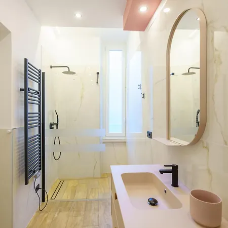 Lucy's Flowers La Spezia