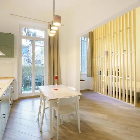 Lucy's Flowers Apartment La Spezia