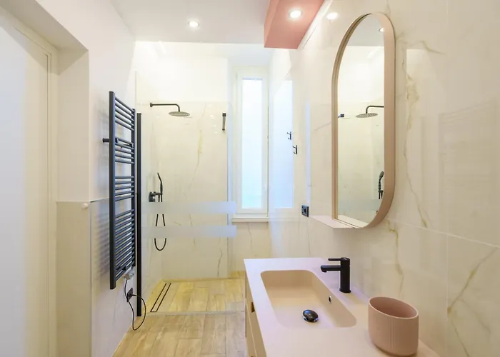 Lucy's Flowers La Spezia