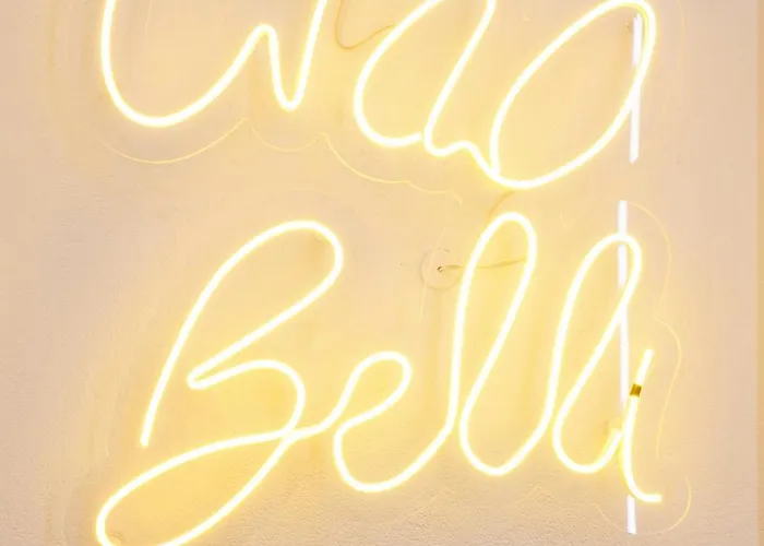 Lucy's Flowers Apartment