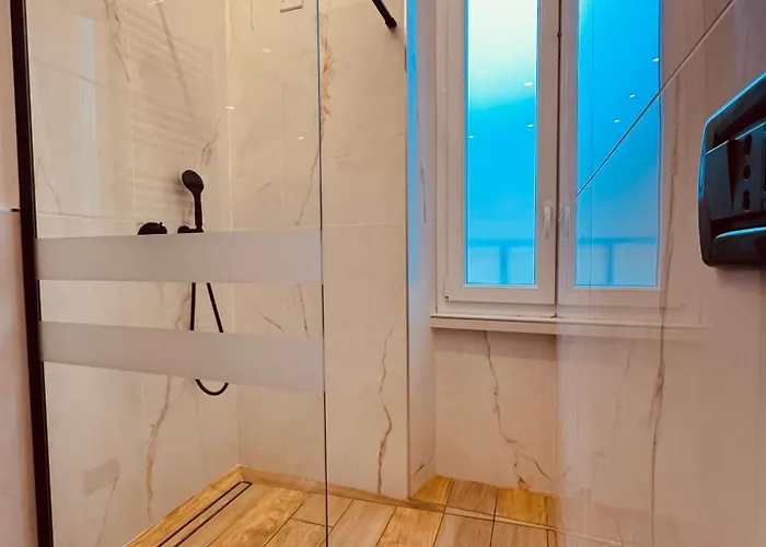 Apartment Lucy's Flowers *