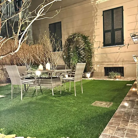 Lucy's Flowers Apartamento