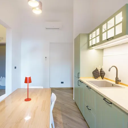 Lucy's Flowers Apartamento La Spezia