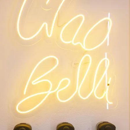 Lucy's Flowers Apartment