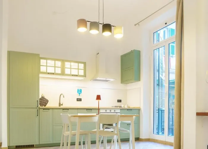 Lucy's Flowers Apartment *